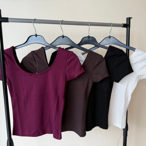 U neck short basic