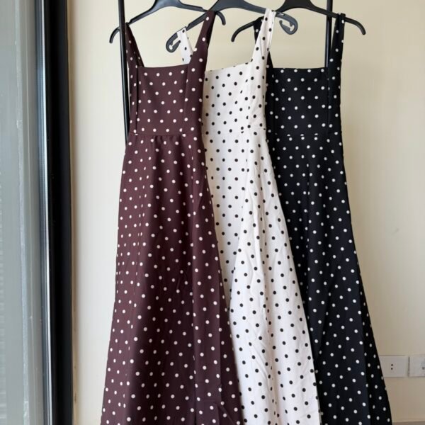 SLEEVELESS POLKA DOTS MAXI DRESS