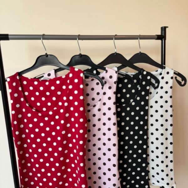 SQUARE NECK POLKA DOTS