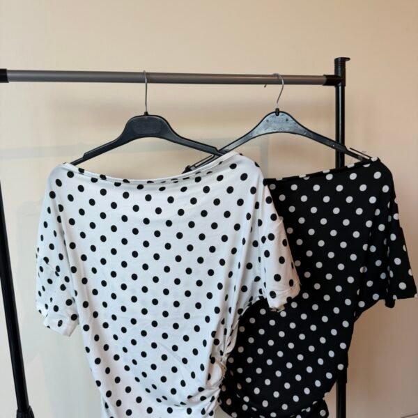 GATHERED POLKA DOTS