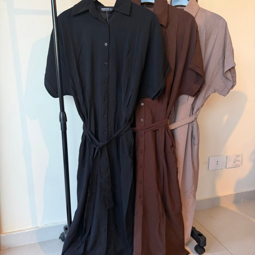 DRESS WITH BUTTONS