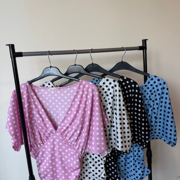 V GATHERED POLKA DOTS