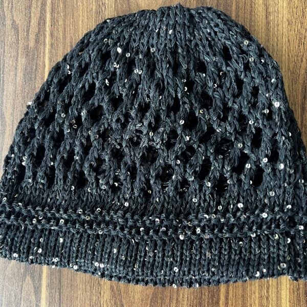 VINTAGE CROCHET HAT