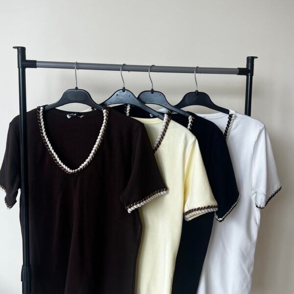 V TRENDY T SHIRT