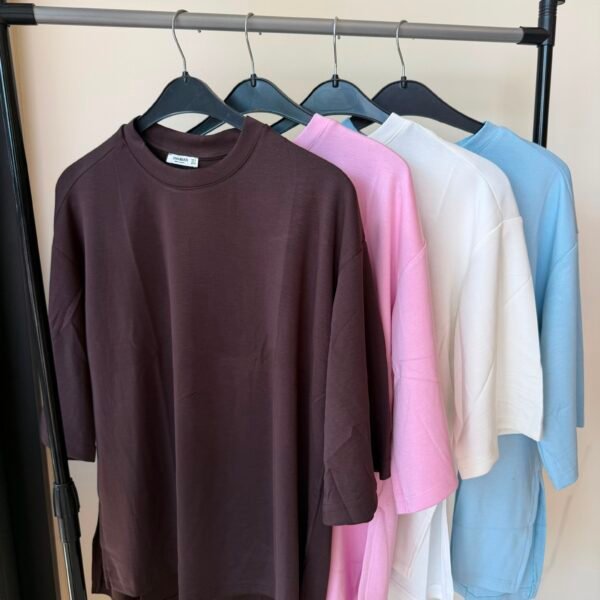 OVERSIZED T SHIRT WITH SLIT