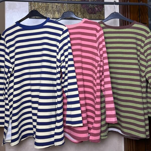 OVERSIZED STRIPED SWEATER