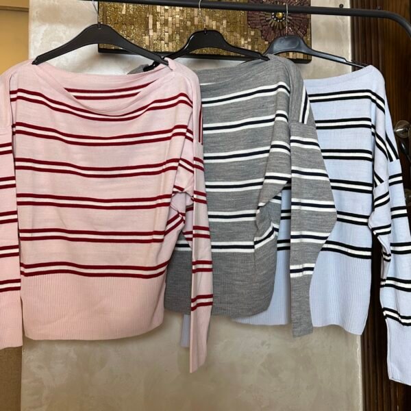 ASYMMETRICAL WOOL TOP