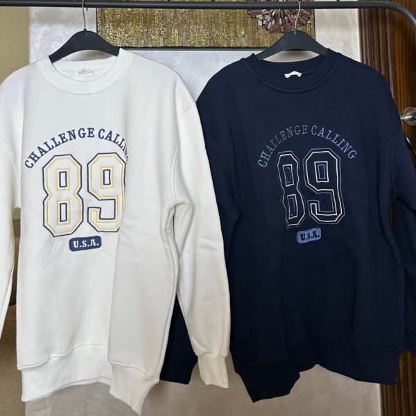 89 FLEECED SWEATER